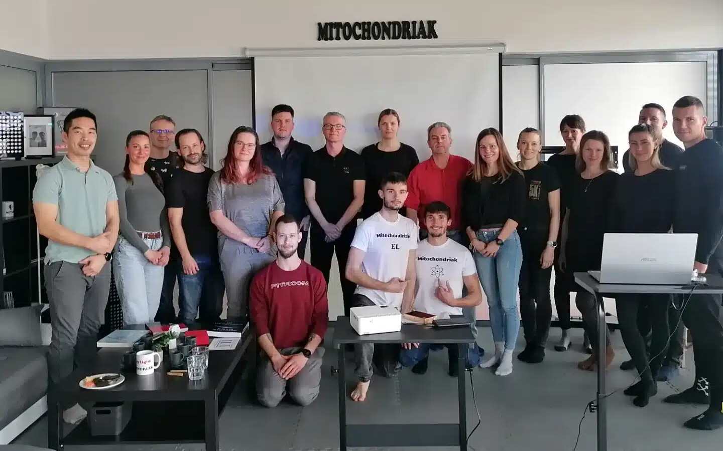 Jaroslav a Erik Lachký - zakladatelia značky Mitochondriak Jaroslav a Erik Lachký - zakladatelia značky Mitochondriak